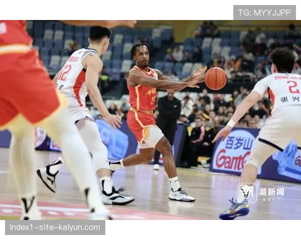 广厦主场91比53轻取江苏 塔克33分率队豪取七连胜